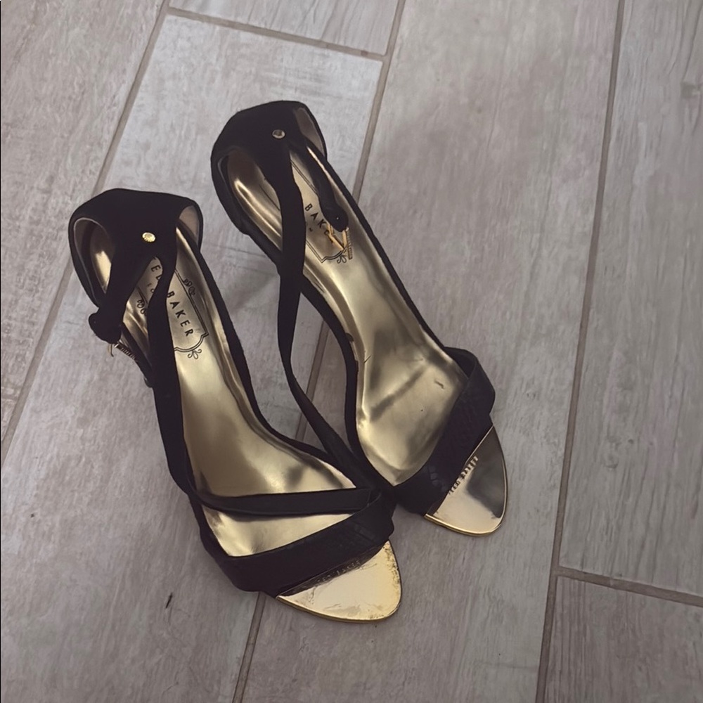 Ted Baker Black and Gold Heels with Elegant Design - Size 8 US